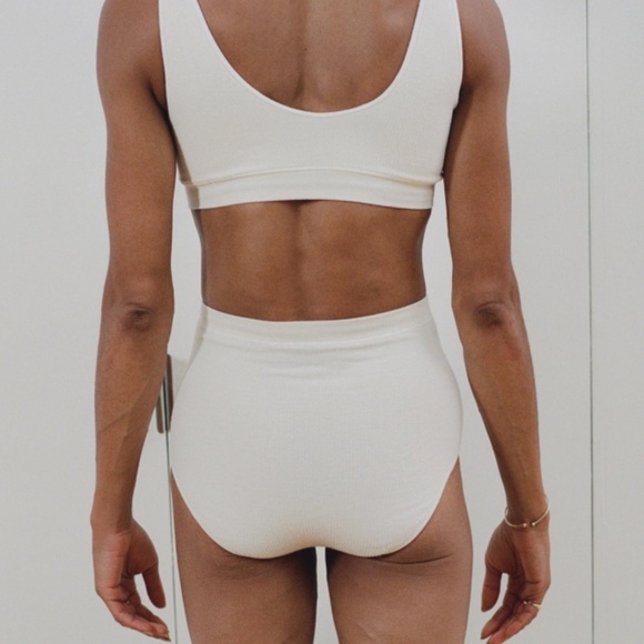 Aid Pants - Picture 3 of 6